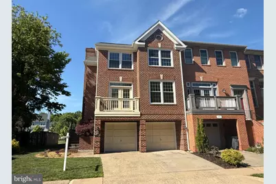 46681 Lynnhaven Square, Sterling, VA 20165 - Photo 2