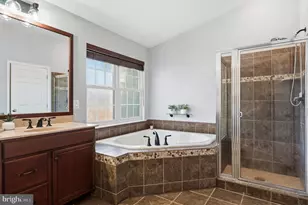25633 Anthem Terrace, Chantilly, VA 20152 - Photo 32
