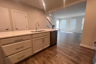 44625 Wolfhound Sq, Ashburn, VA 20147 - Photo 12