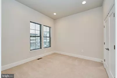 20442 Northpark Drive, Ashburn, VA 20147 - Photo 30