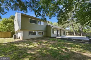 7 Abbey Cir, Sterling, VA 20164 - Photo 32