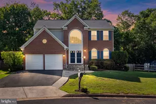 20893 Nerine Ct, Sterling, VA 20165 - Photo 2