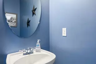 20893 Nerine Ct, Sterling, VA 20165 - Photo 22