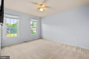 25 Whittingham Cir, Sterling, VA 20165 - Photo 28
