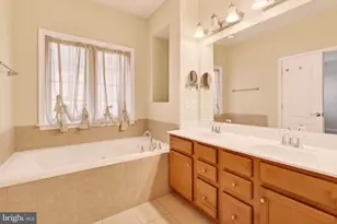 20921 Houseman Terrace, Ashburn, VA 20148 - Photo 6