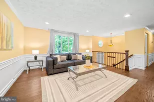 207 Silverleaf Dr, Sterling, VA 20164 - Photo 26