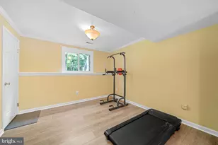 207 Silverleaf Dr, Sterling, VA 20164 - Photo 48