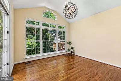 26071 Nimbleton Square, Chantilly, VA 20152 - Photo 18