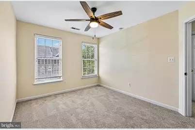 26071 Nimbleton Square, Chantilly, VA 20152 - Photo 24