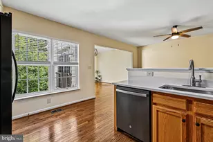 26071 Nimbleton Square, Chantilly, VA 20152 - Photo 16