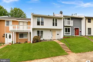 112 Richland Cir, Sterling, VA 20164 - Photo 1