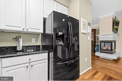 18304 Mill Ridge Terrace, Leesburg, VA 20176 - Photo 16