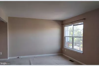 818 Vanderbilt Terrace SE, Leesburg, VA 20175 - Photo 4