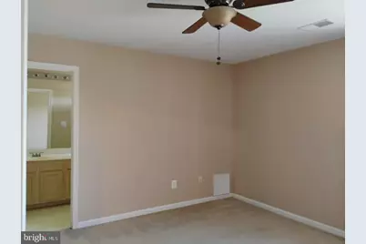 818 Vanderbilt Terrace SE, Leesburg, VA 20175 - Photo 10
