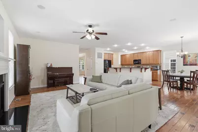 25202 Justice Drive, Chantilly, VA 20152 - Photo 24