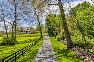 18660 and 18654 Airmont Rd, Purcellville, VA 20132 - Photo 4
