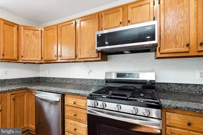 20208 Bar Harbor Terrace, Ashburn, VA 20147 - Photo 8