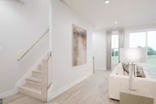 42223 Picasso Sq, Ashburn, VA 20148 - Photo 10