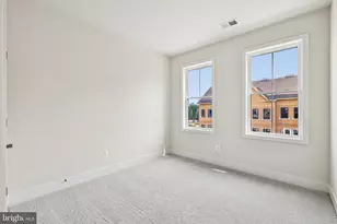 42196 Shining Star Sq, Ashburn, VA 20148 - Photo 28