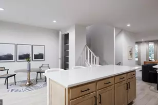 42196 Shining Star Sq, Ashburn, VA 20148 - Photo 4