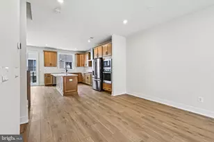 42196 Shining Star Sq, Ashburn, VA 20148 - Photo 16