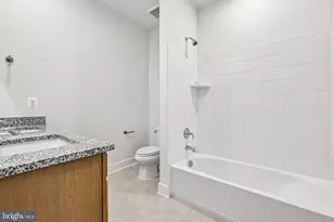 42196 Shining Star Sq, Ashburn, VA 20148 - Photo 32