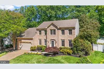 389 Clagett Street SW, Leesburg, VA 20175 - Photo 2