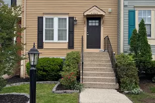 43983 Choptank Terrace, Ashburn, VA 20147 - Photo 2