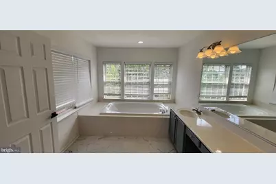 21095 Alberta Terrace, Sterling, VA 20166 - Photo 16