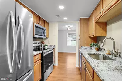 22375 Stablehouse Drive, Sterling, VA 20164 - Photo 16