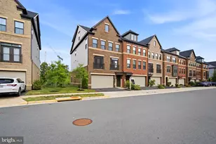 22272 Cornerstone Xing Ter, Ashburn, VA 20148 - Photo 8