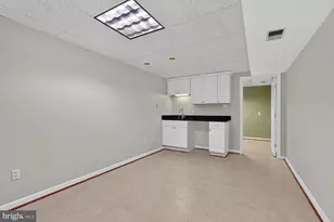 128 Briarwood Ct, Sterling, VA 20164 - Photo 32