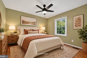 128 Briarwood Ct, Sterling, VA 20164 - Photo 24
