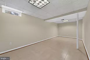 128 Briarwood Ct, Sterling, VA 20164 - Photo 30