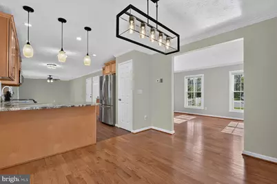 128 Briarwood Court, Sterling, VA 20164 - Photo 8