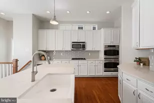 23414 Higbee Ln, Brambleton, VA 20148 - Photo 20