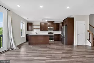 43242 Farringdon Sq, Broadlands, VA 20148 - Photo 14