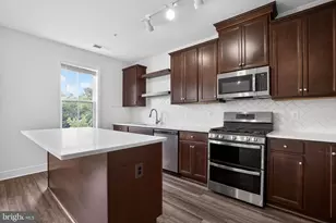 43242 Farringdon Sq, Broadlands, VA 20148 - Photo 16