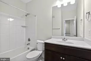 43242 Farringdon Sq, Broadlands, VA 20148 - Photo 30