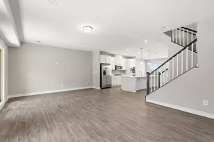 24728 Malibu Terrace, Sterling, VA 20166 - Photo 16