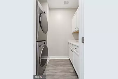 24728 Malibu Terrace, Sterling, VA 20166 - Photo 32