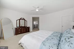 18003 Lake Front Cir, Round Hill, VA 20141 - Photo 46