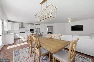 18003 Lake Front Cir, Round Hill, VA 20141 - Photo 26