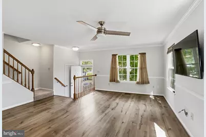 502 Lynchburg Terrace NE, Leesburg, VA 20176 - Photo 6