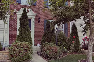 211 Shirley Square SE, Leesburg, VA 20175 - Photo 2