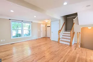 211 Shirley Square SE, Leesburg, VA 20175 - Photo 10