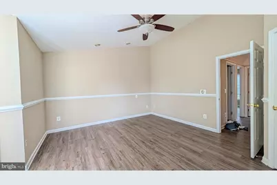 211 Shirley Square SE, Leesburg, VA 20175 - Photo 18