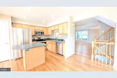 211 Shirley Square SE, Leesburg, VA 20175 - Photo 12