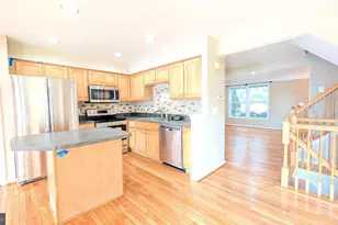 211 Shirley Square SE, Leesburg, VA 20175 - Photo 12