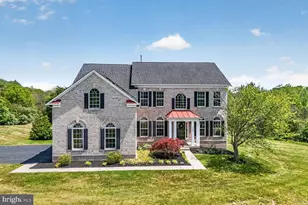 16546 Lance Trail Ct, Hamilton, VA 20158 - Photo 2
